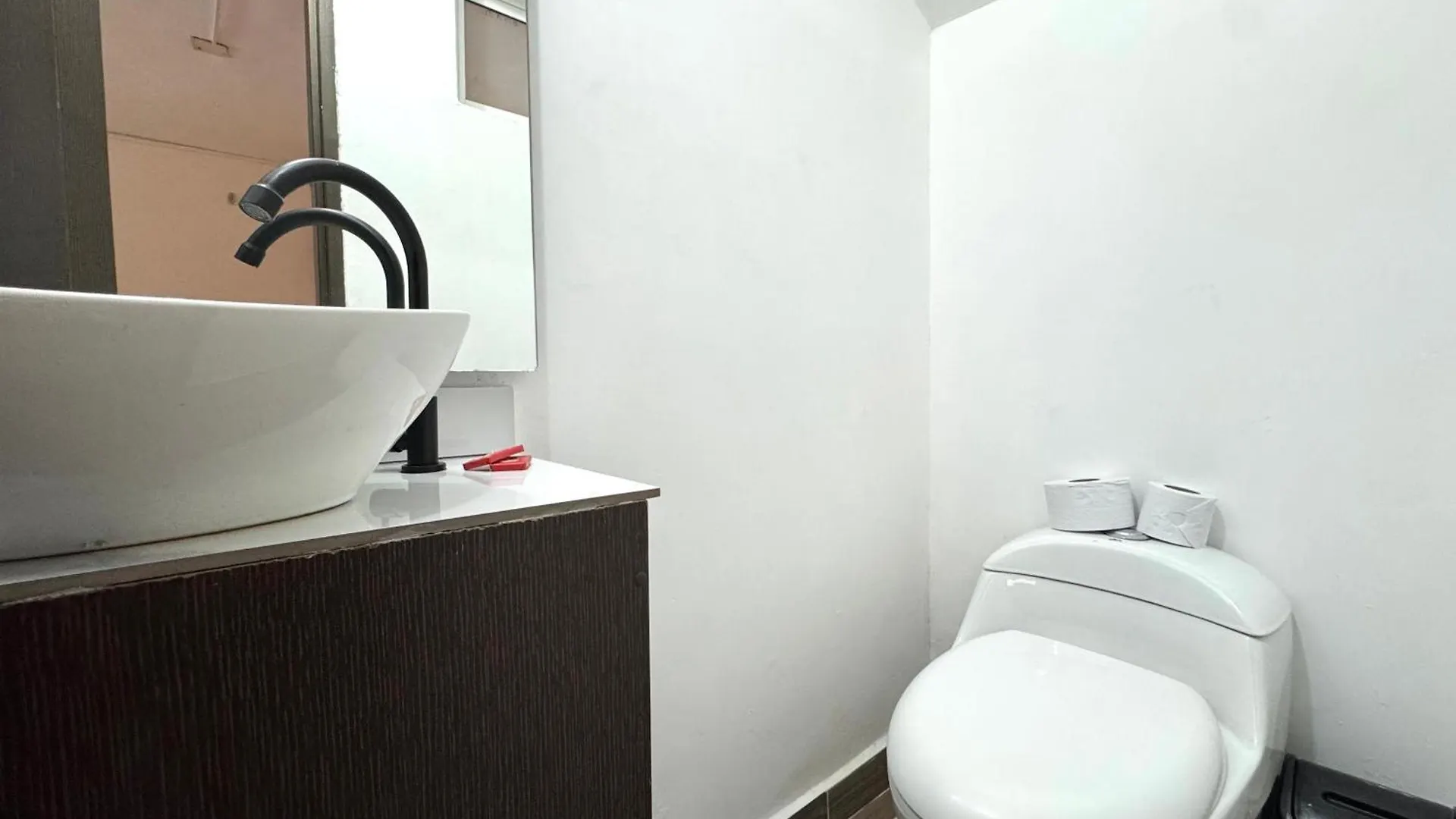 Casa Laureles Medellin Apartment